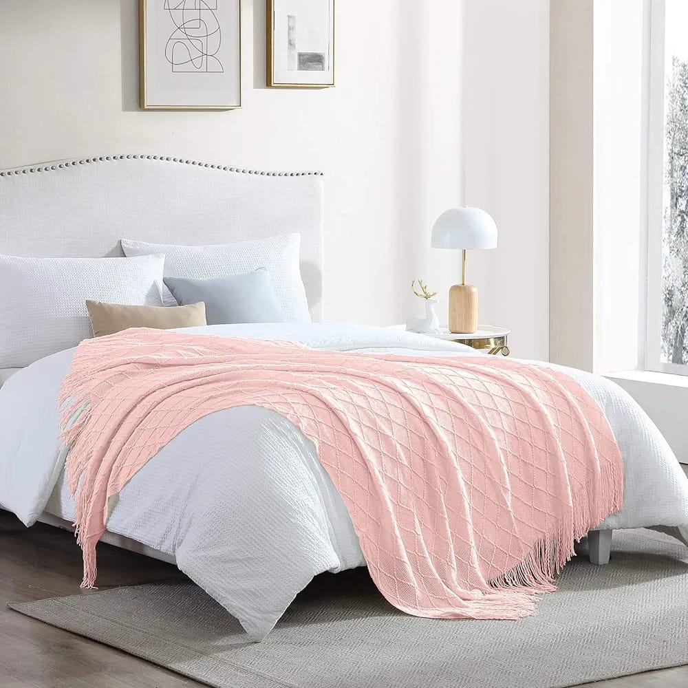Cashmere knitted throw blanket with tassels, 130×180 cm.
