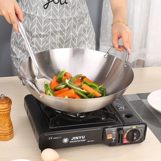34cm Wok Frying Pan