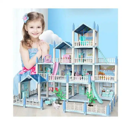 213 Pcs Doll House