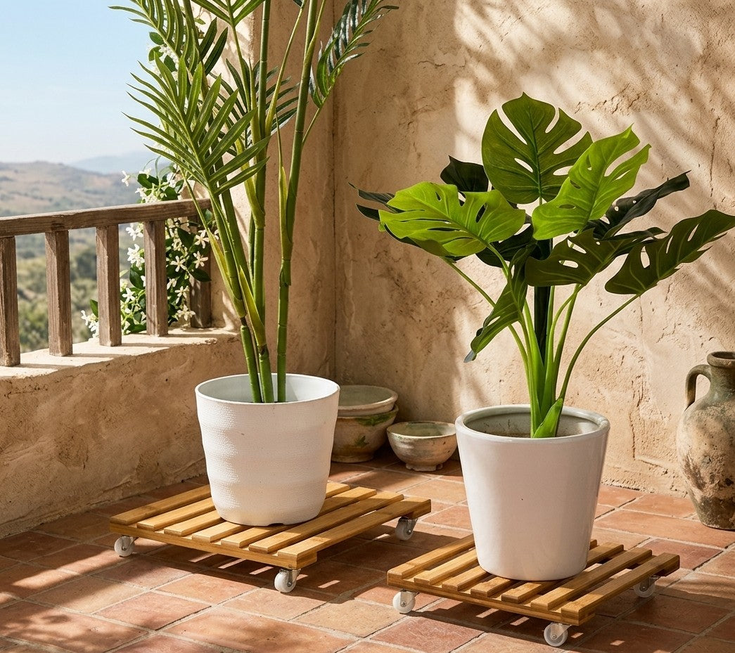 25×25 cm plant roller base stand with wheels designed to move flower pots and planters easily.