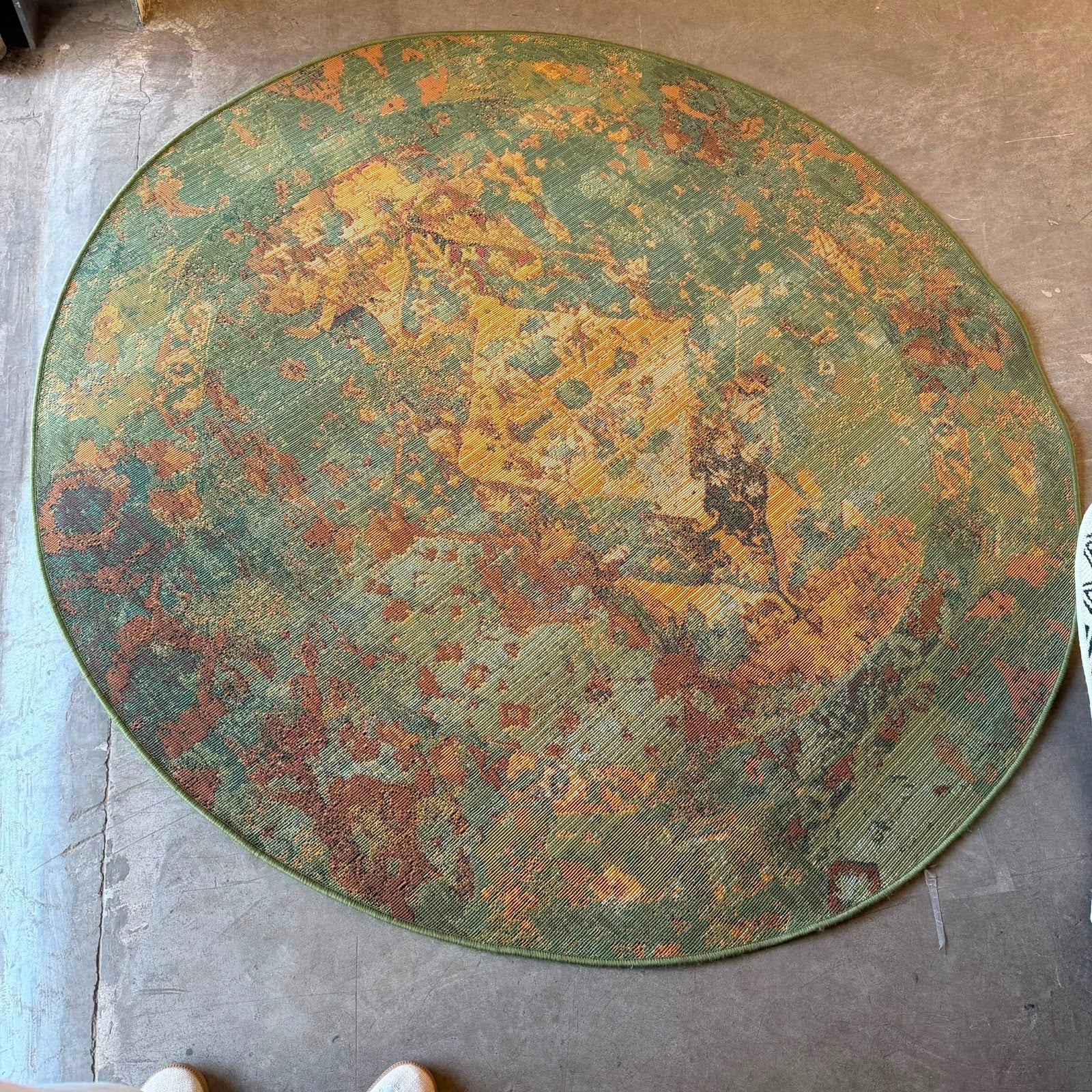 Dawood Lifestyle & Gadgets ke Oriental Weavers Isla Round Batik Abstract Flat Weave Rug Indoor Outdoor Design KBORIE212.