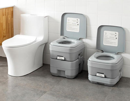 20L Portable toilet with flushing system and detachable waste tank