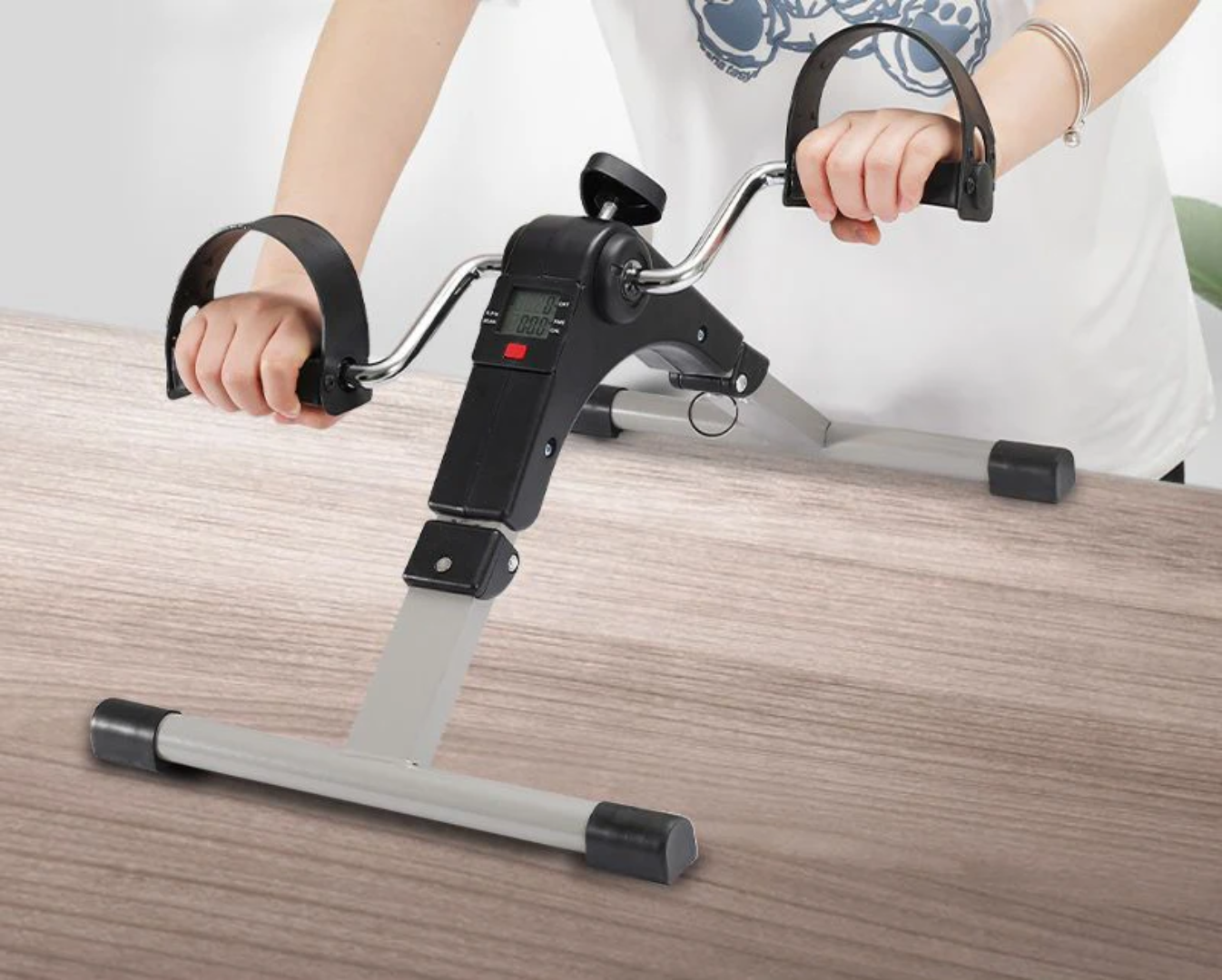 Foldable Indoor Bike For The Elderly Or Rehabilitation Exercises