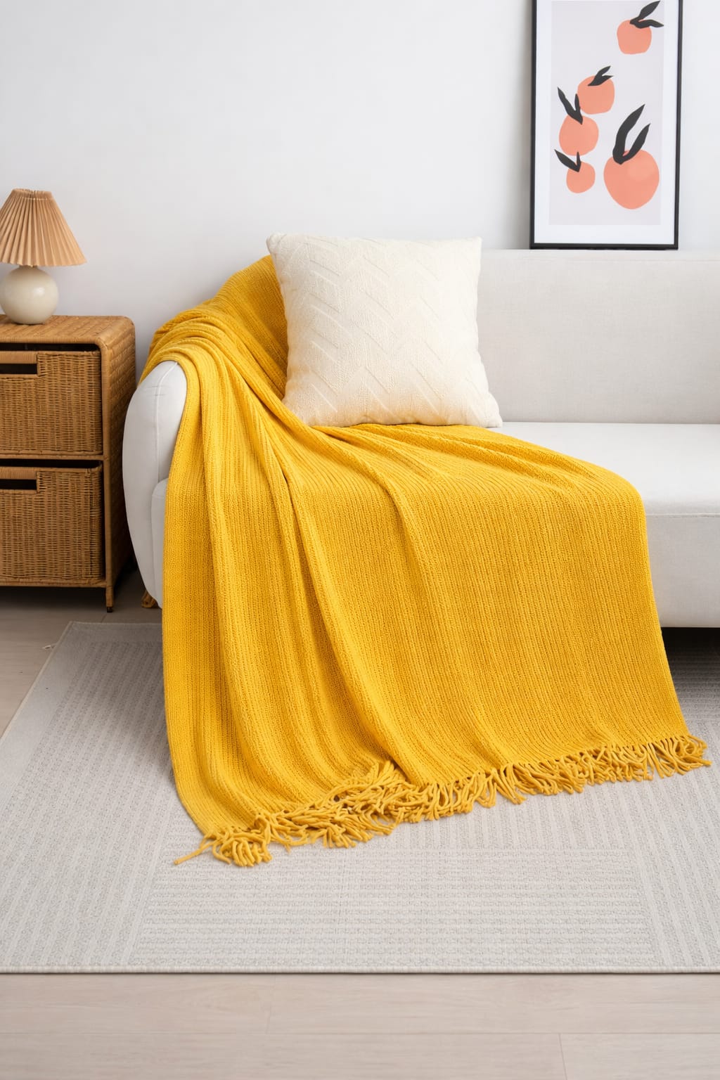 Nordic knit throw blanket measuring 160 × 180 cm for cozy comfort and stylish home décor.