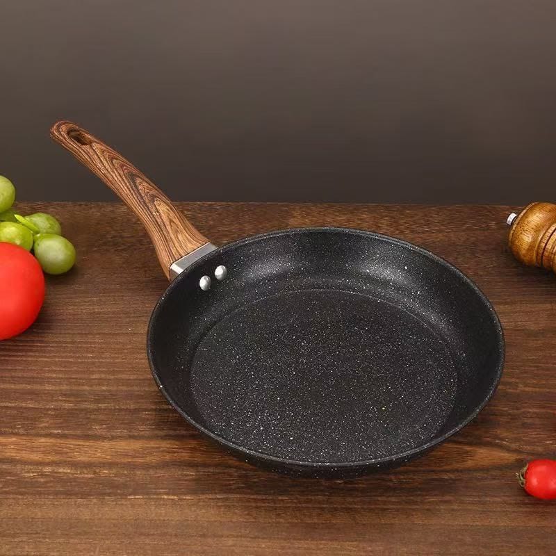 26 cm Stone frying pan with double bottom for even cooking