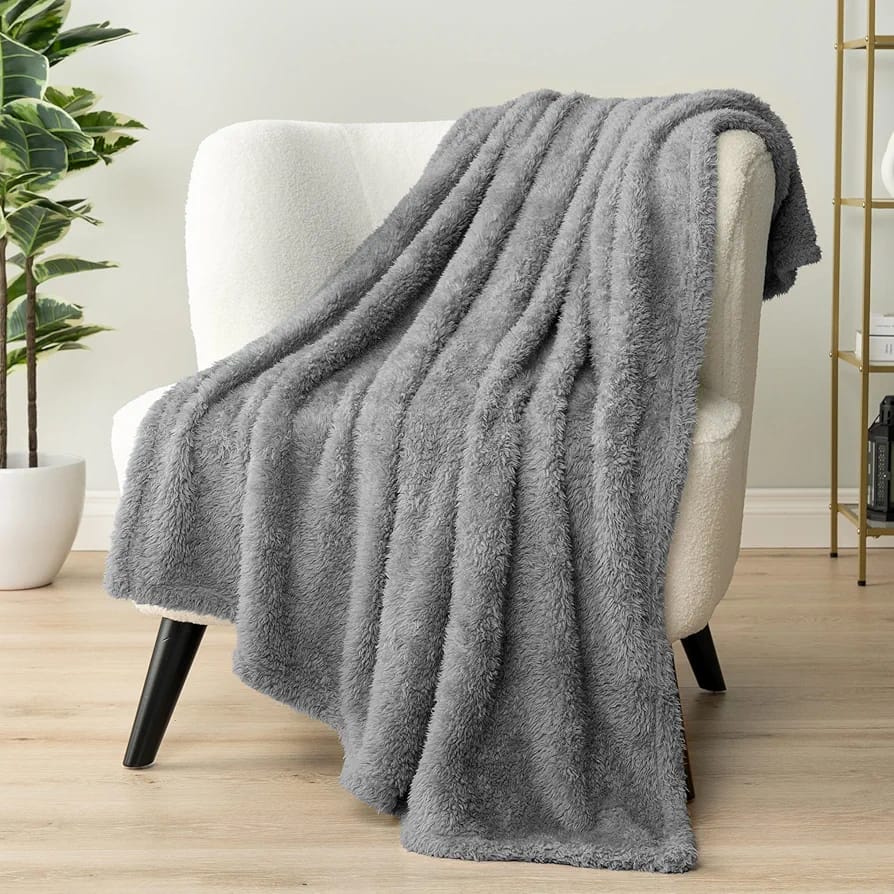 6x6 Fluffy Fleece Blanket