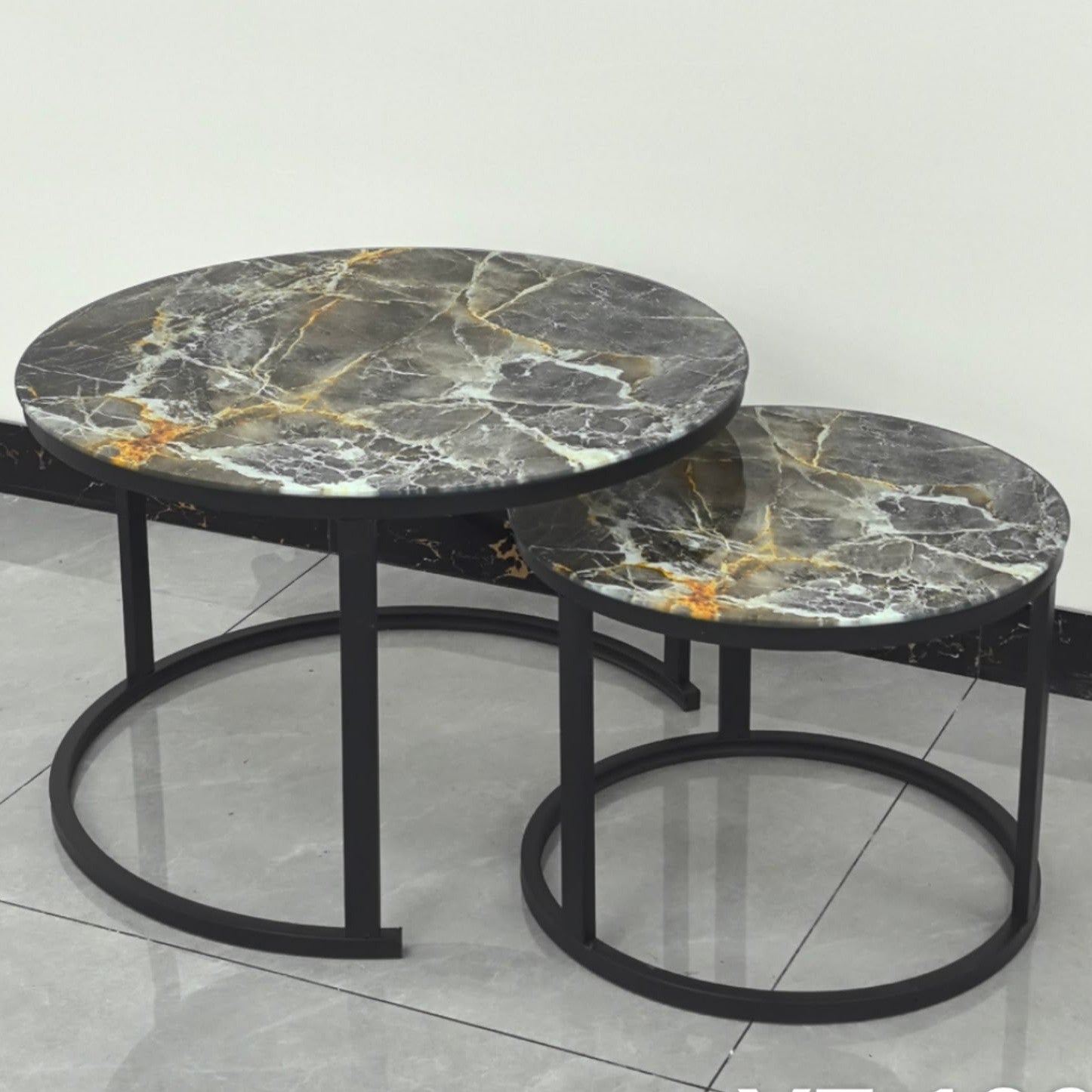 Nesting Coffee Table with Glass Effect Finish