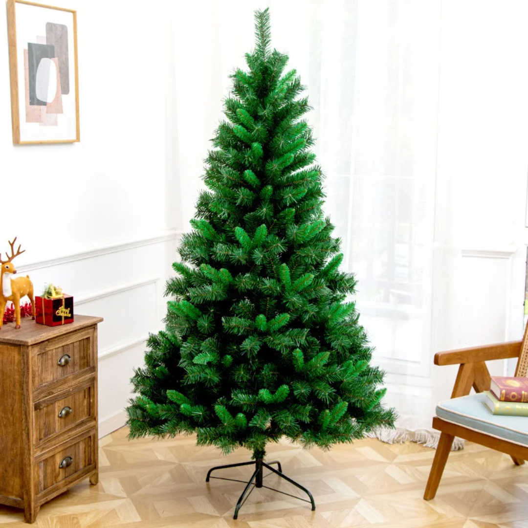 Christmas Tree – 2.4 Meters (8ft)