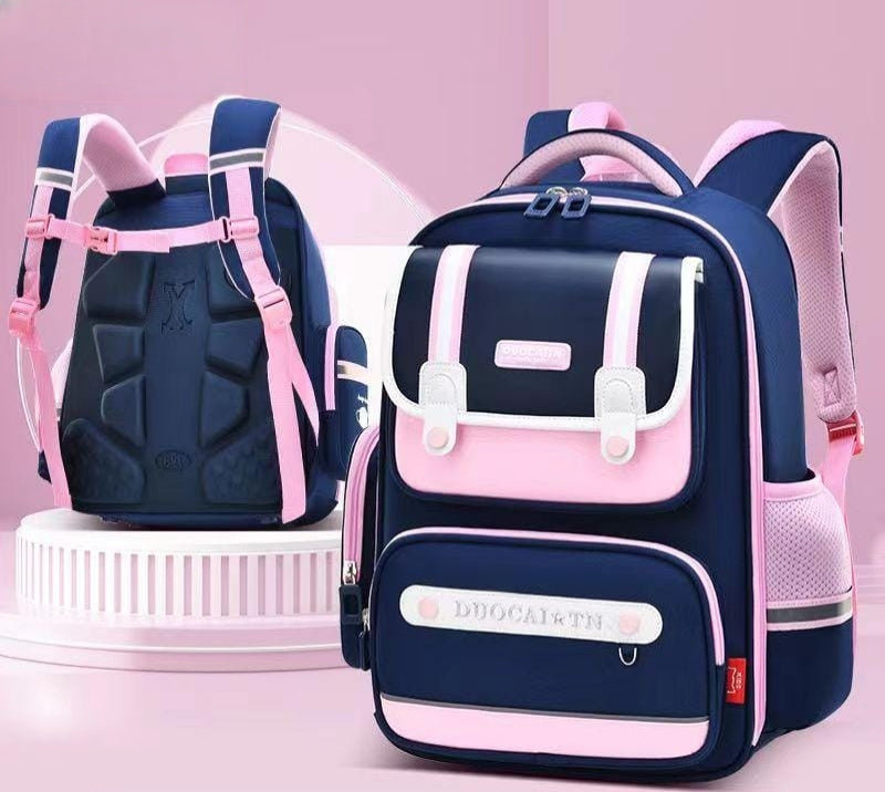 Large capacity kids school backpack made from Oxford material