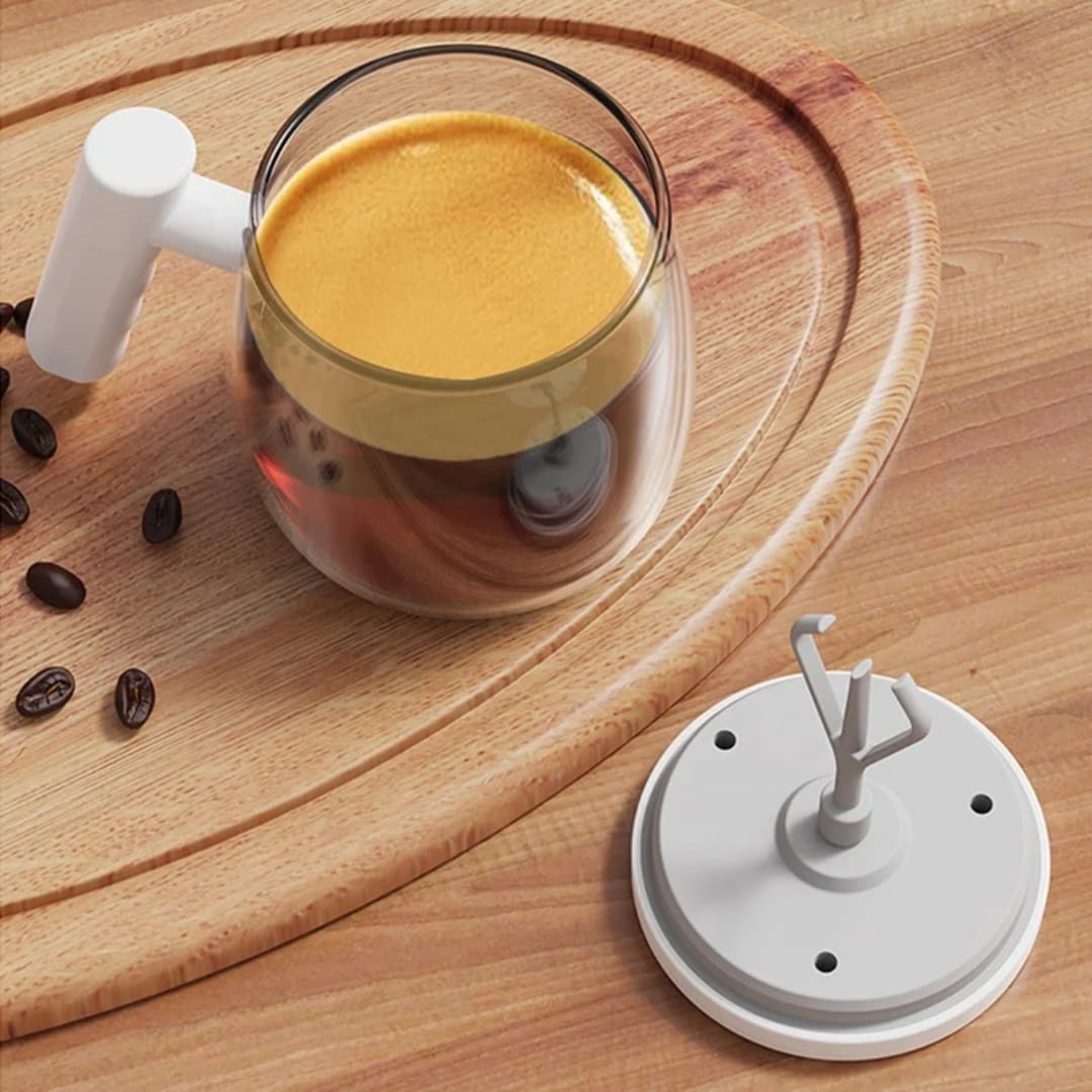 400 ml self stirring automatic mixing cup in khaki and white for easy beverage preparation