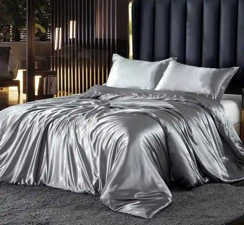 Mulberry Silk Duvet Cover Set with bedsheet and pillowcases