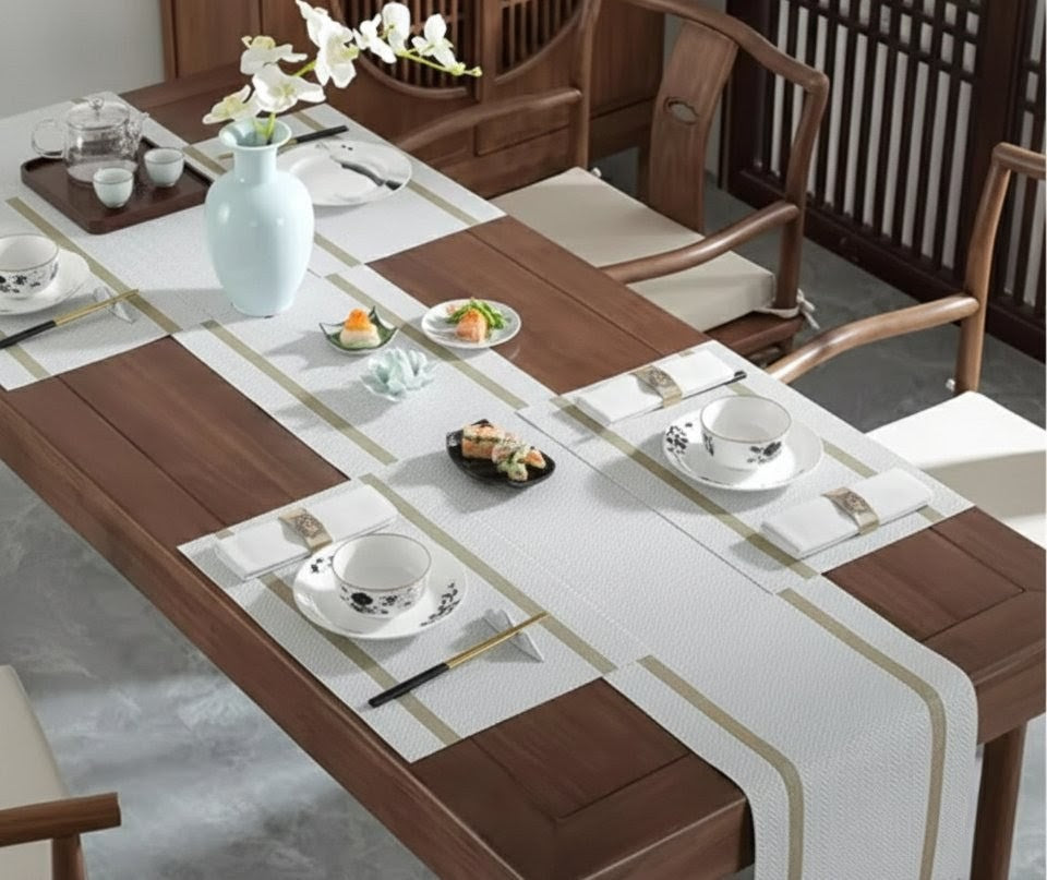 6Pcs Table Mats and Runner Set