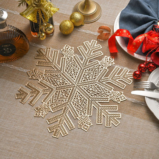 6pc Christmas snowflake PVC tablemats in silver and gold