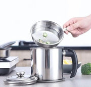 1.3-Litre Oil filter for straining and reusing cooking oil