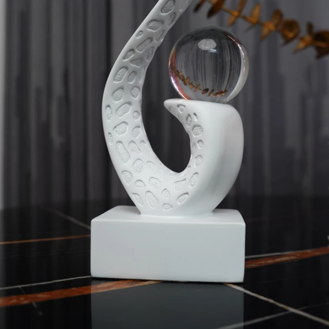 Resin Figure Table Ornaments