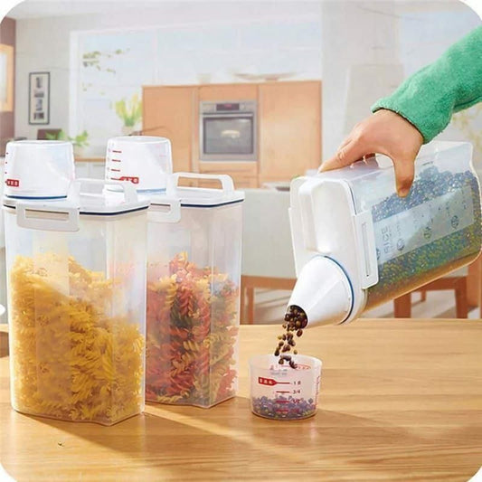 2L transparent cereal storage container with measuring cup and handle
