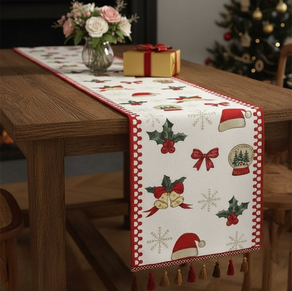 Yarn-Dyed Jacquard Christmas Table Runner And 4pcs Table Mats