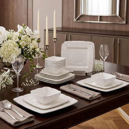 24 Piece Dinner Set