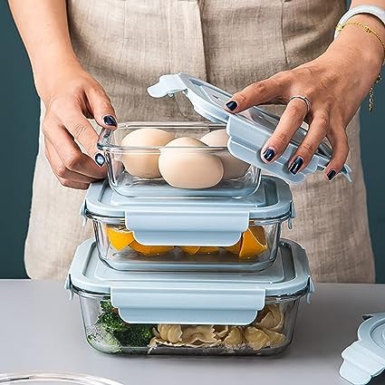 Set of three borosilicate glass food storage containers with airtight leakproof lids, 410 ml, 680 ml, and 1040 ml capacities
