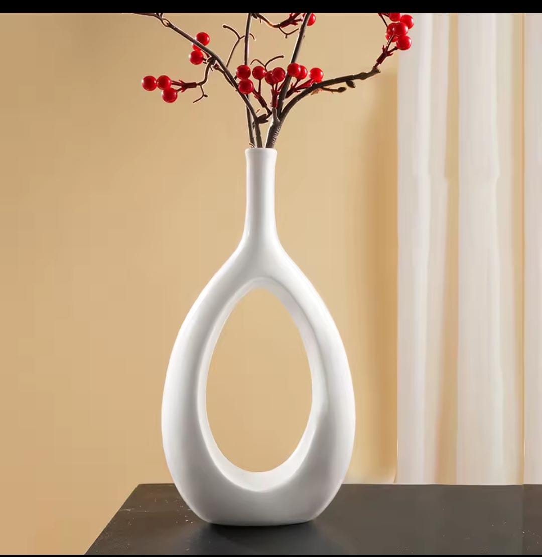 This Nordic doughnut vase