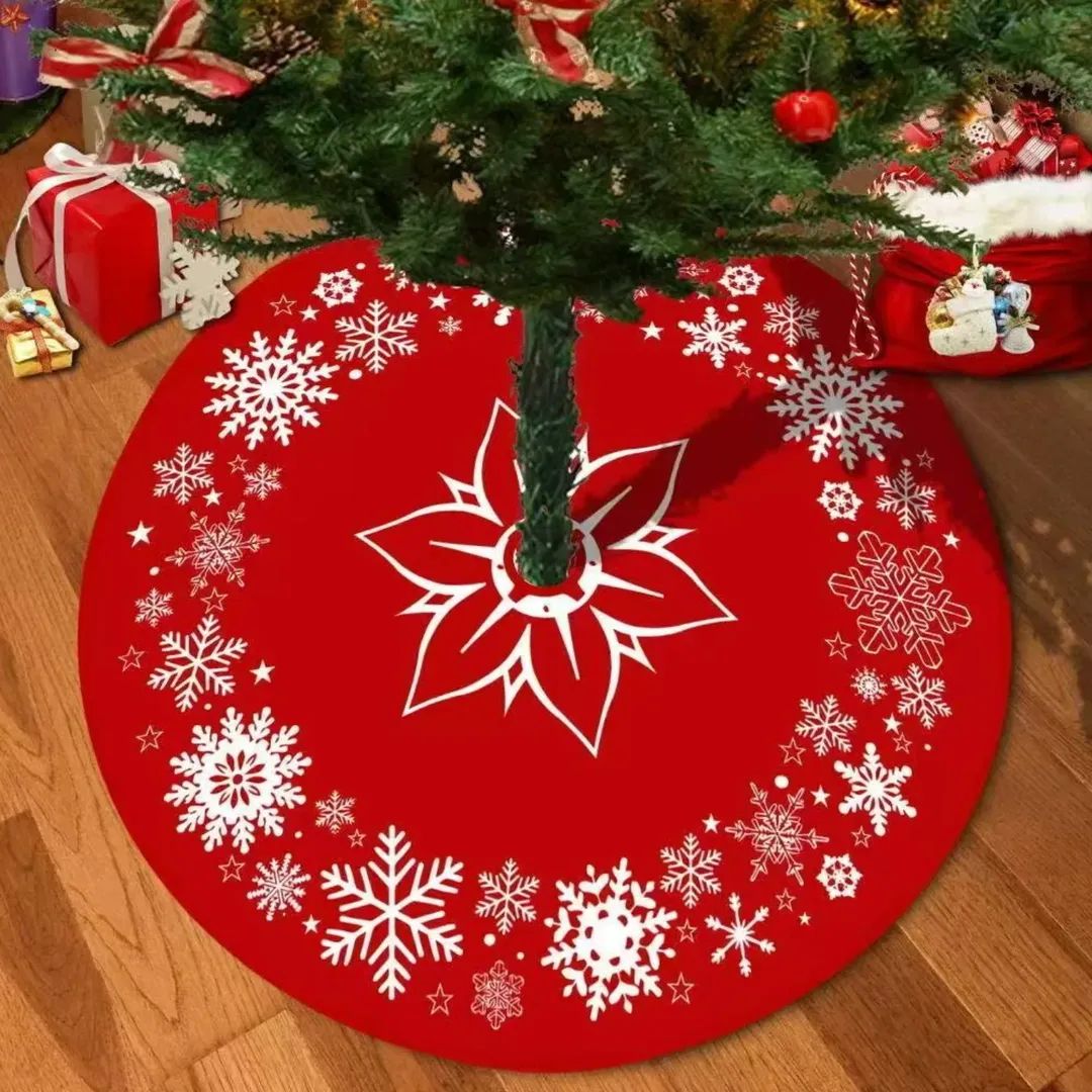 Red Christmas Tree Skirt With Snowflake Design
