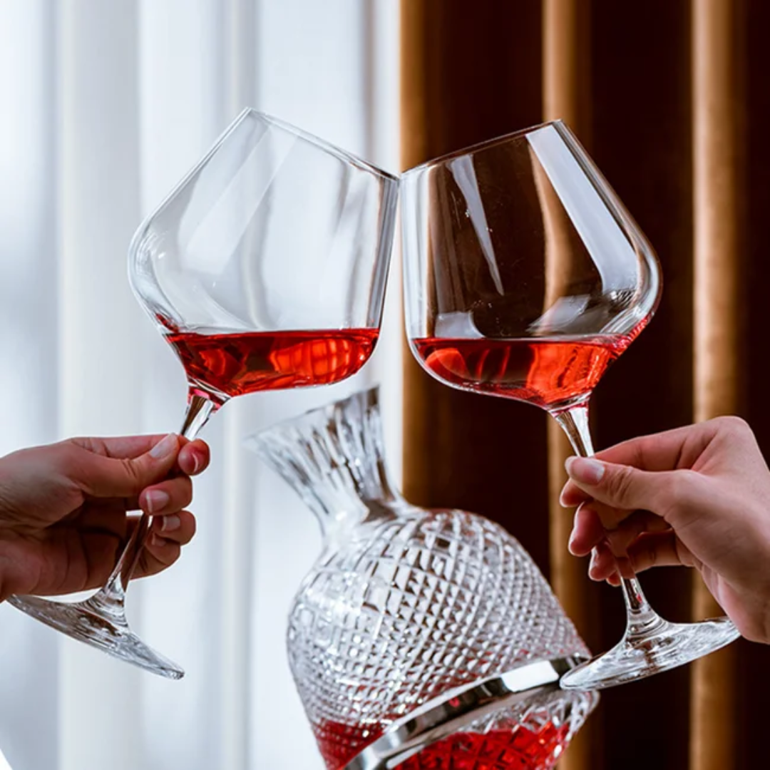 730ml Tulip-Shaped Wine Glass