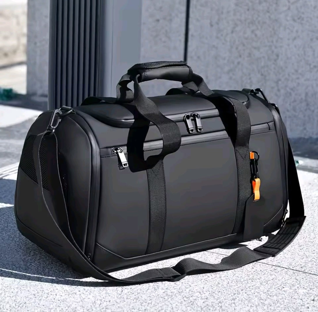 Duffle Bag with Separate Shoe Compartment
