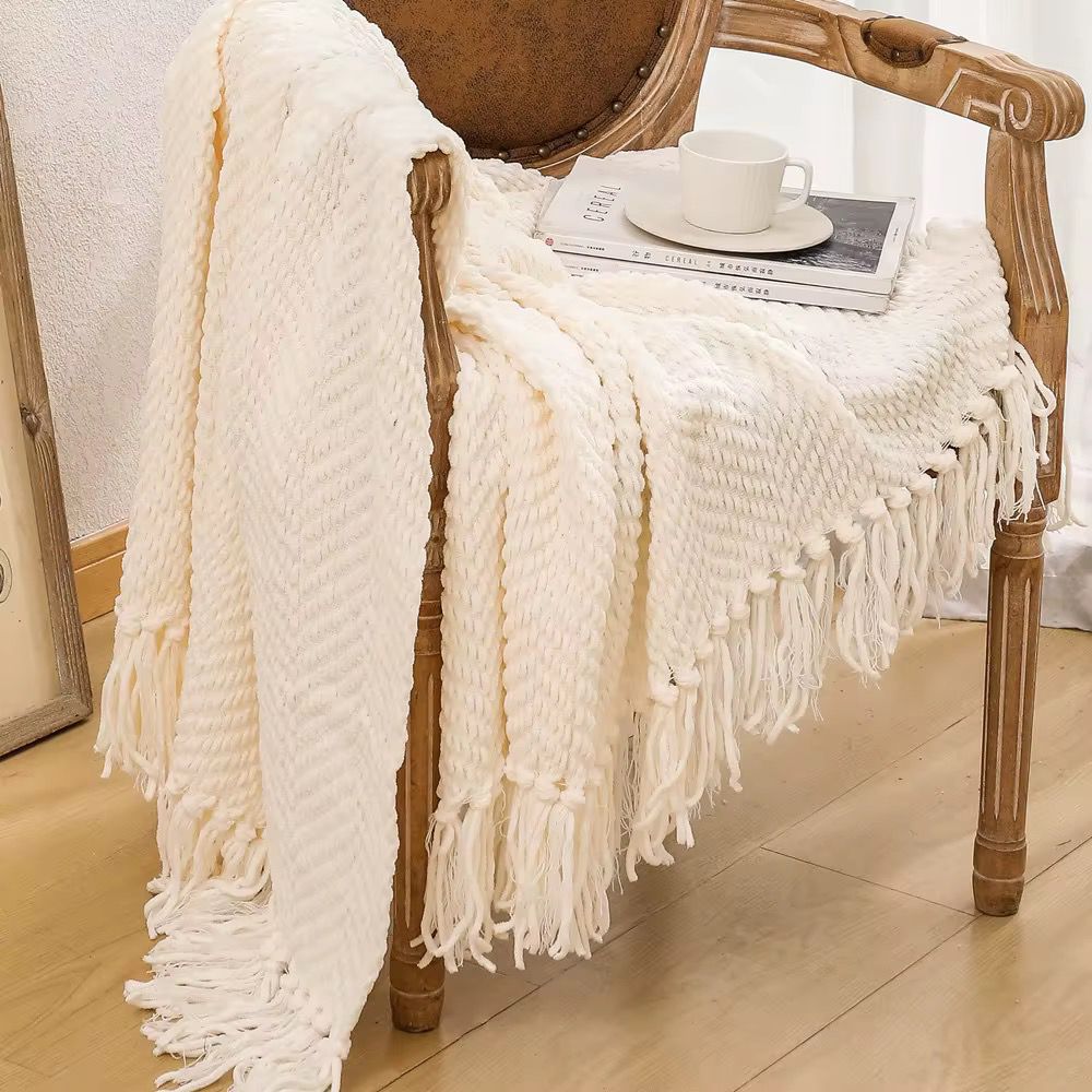 Throw Blanket with Tassels 130×170cm
