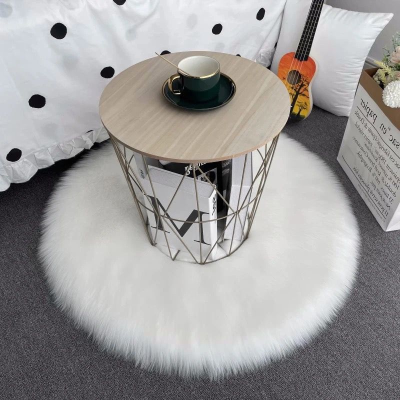 White shaggy faux fur fluffy rug 80 cm for home décor