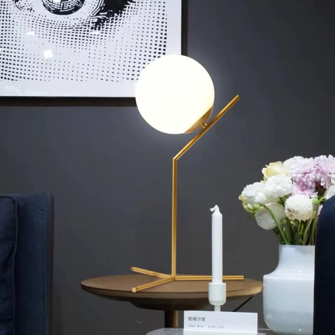 Creative Ball Table Lamp