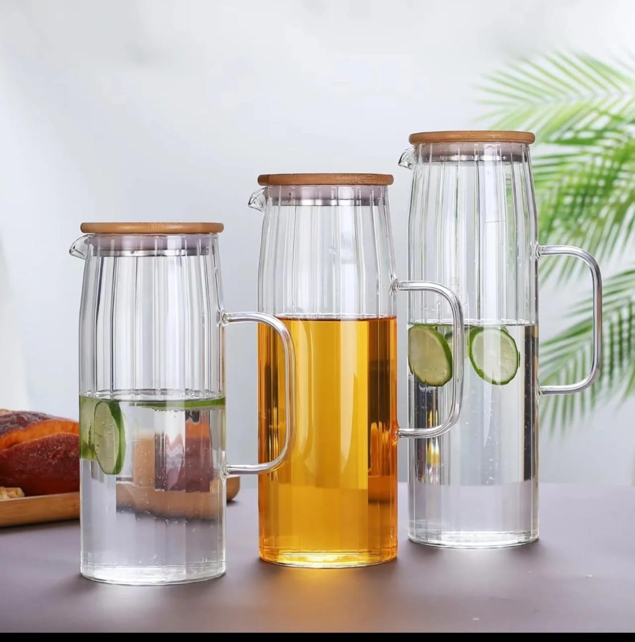 1.5L Clear Ribbed Borosilicate Glass Jug With Bamboo Lid