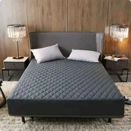 Quilted Waterproof Mattress Protector