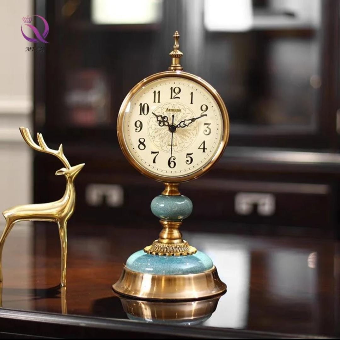 Vintage Style Armens Table Clock