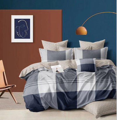 Queen size cotton duvet set with fitted bedsheet and two pillowcases
