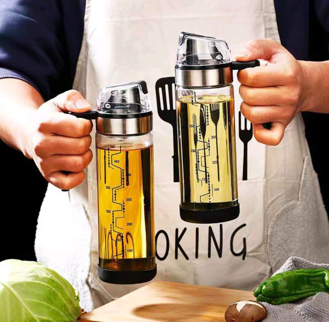 Borosilicate Glass Oil Dispenser With Silver Cap
