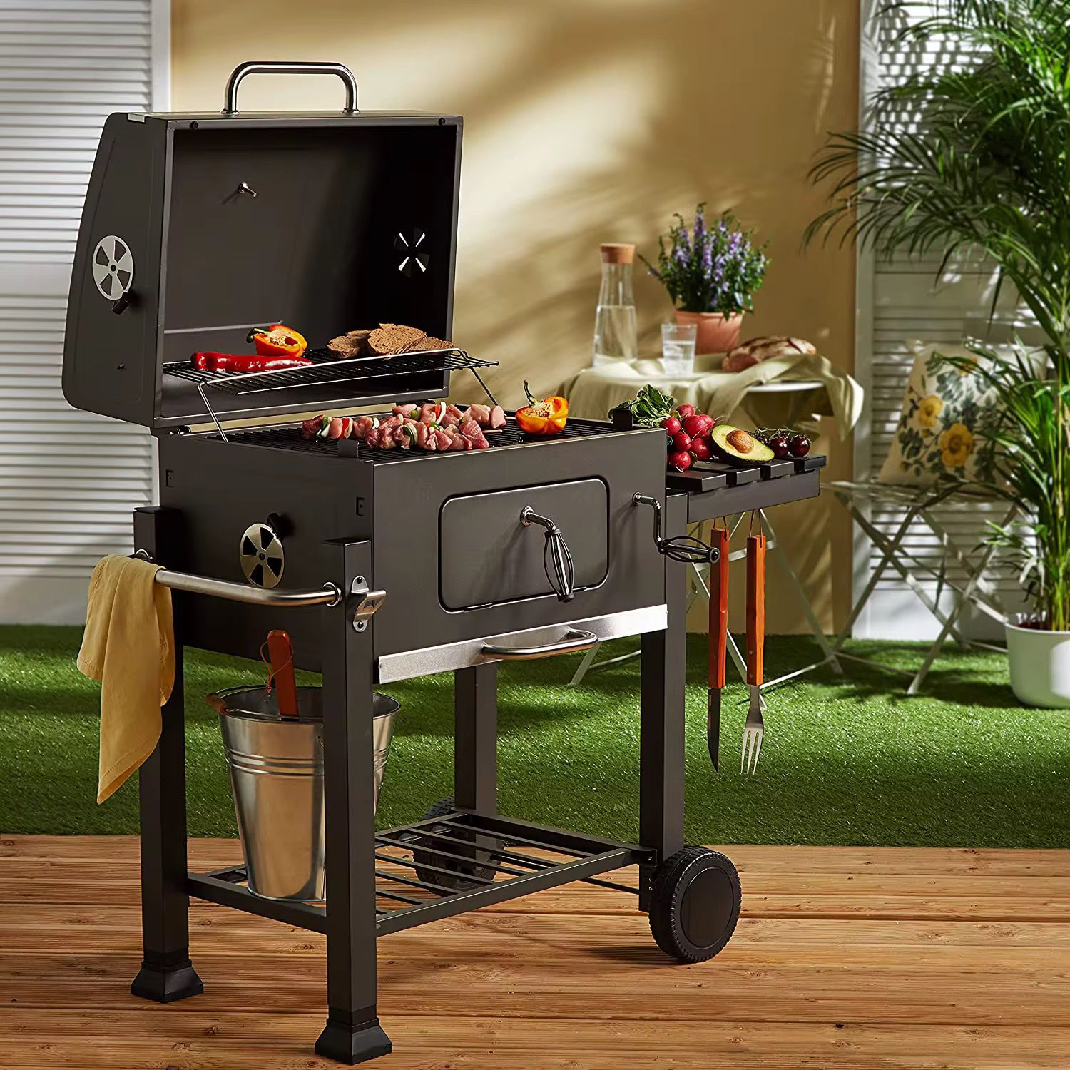 Portable Outdoor Charcoal BBQ Grill Trolley For Garden And Backyard