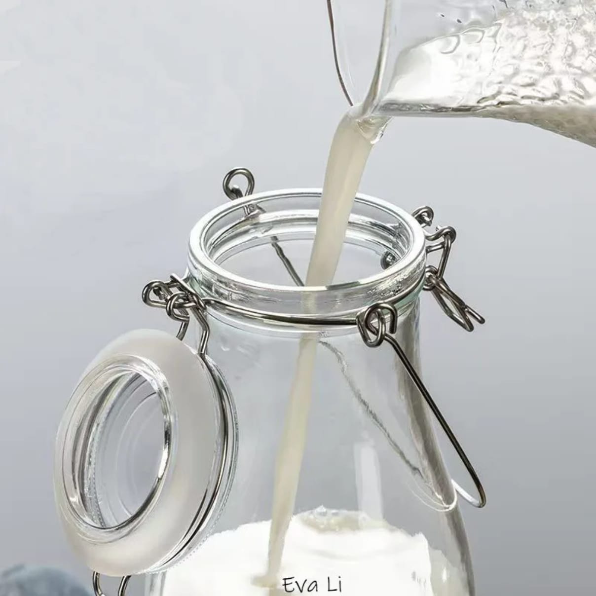 1.5 Litre Food Grade Sealed Glass Bottle