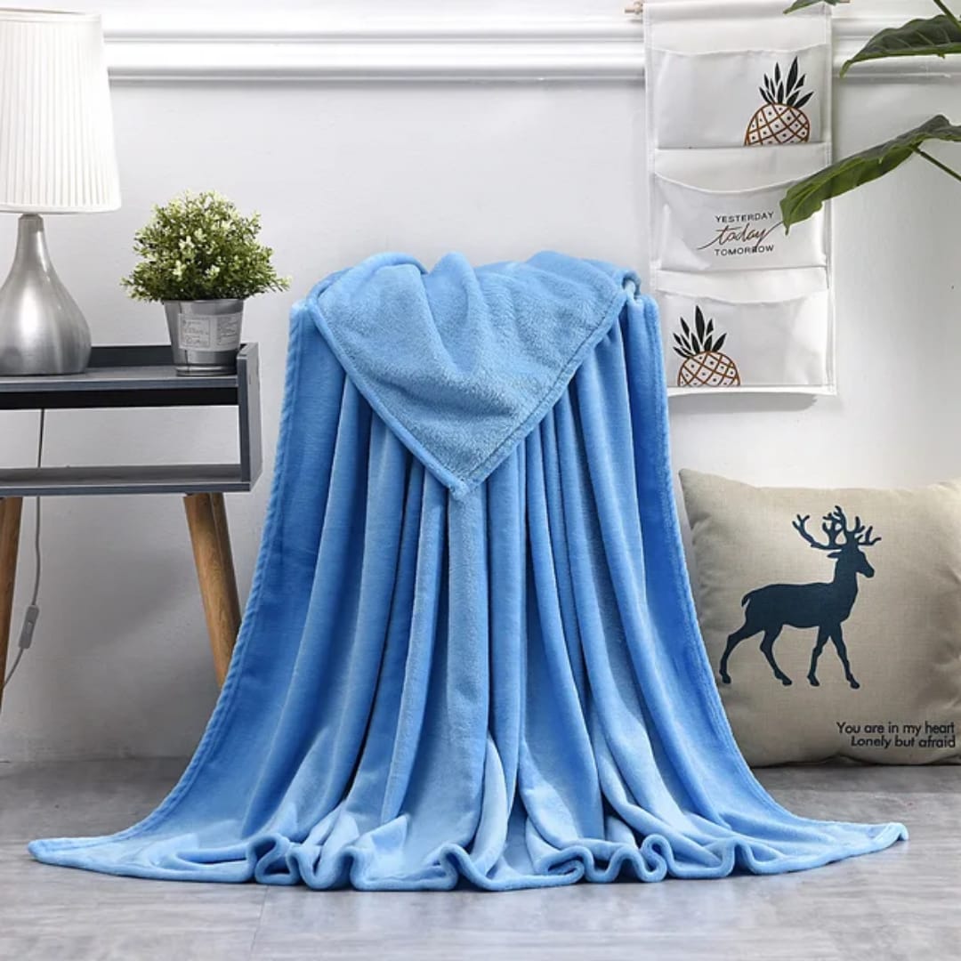 Plain fleece blanket soft warm throw available in multiple sizes for home and bedding use