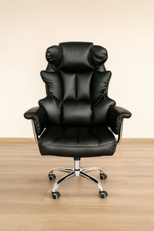 Executive leather office chair with butterfly mechanism and cushioned support