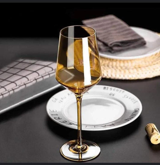 Gold Shapely Wine Glass