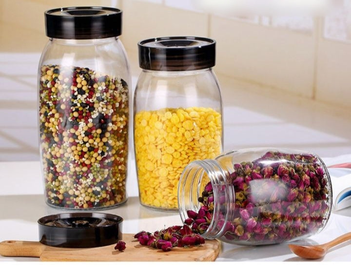 1.8L Glass Jar with Plastic Lid