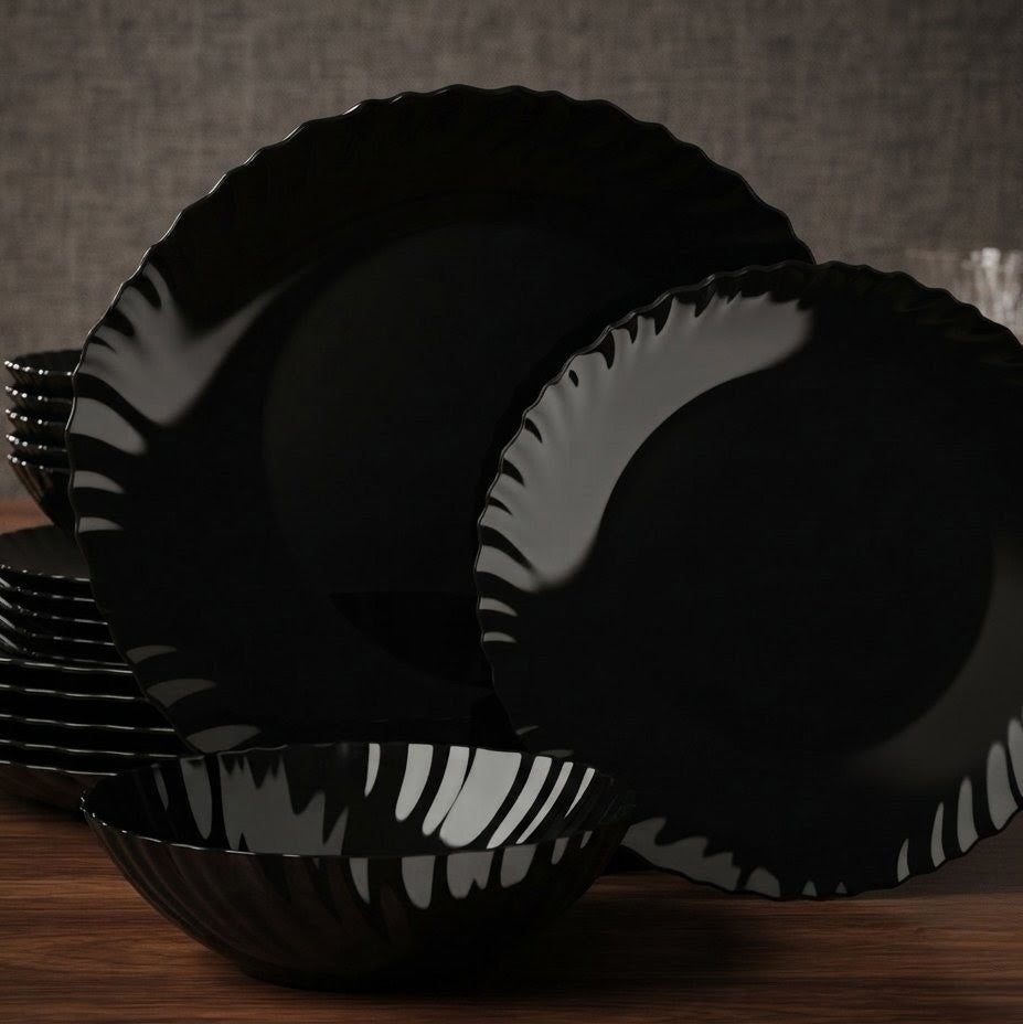 18 Piece Black Plain Round Dinner Plate Set