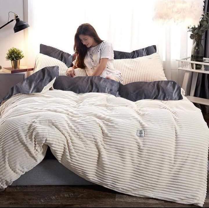Velvet Duvet Set – 6×7