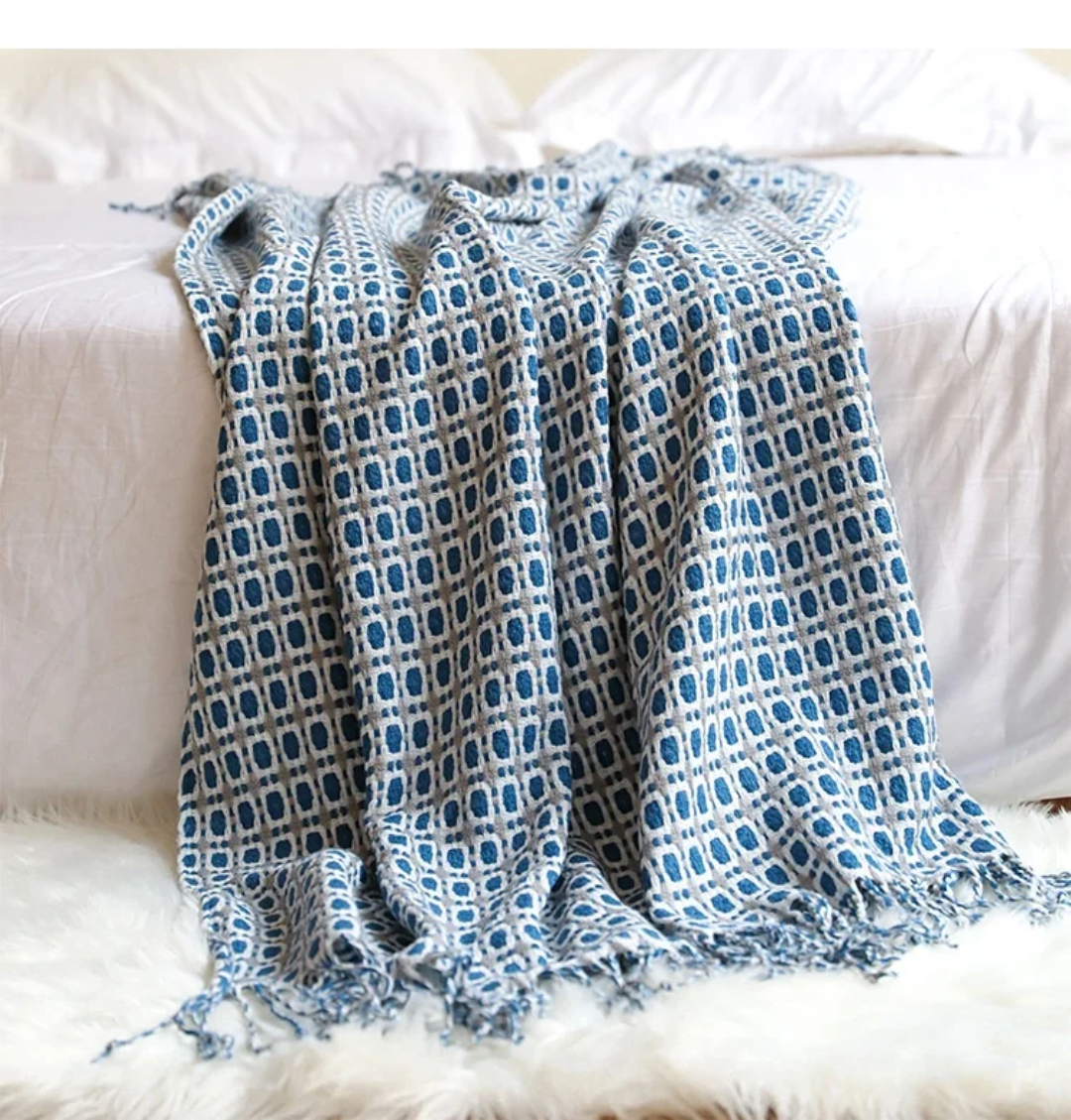 Printed Knitted Throw Blanket