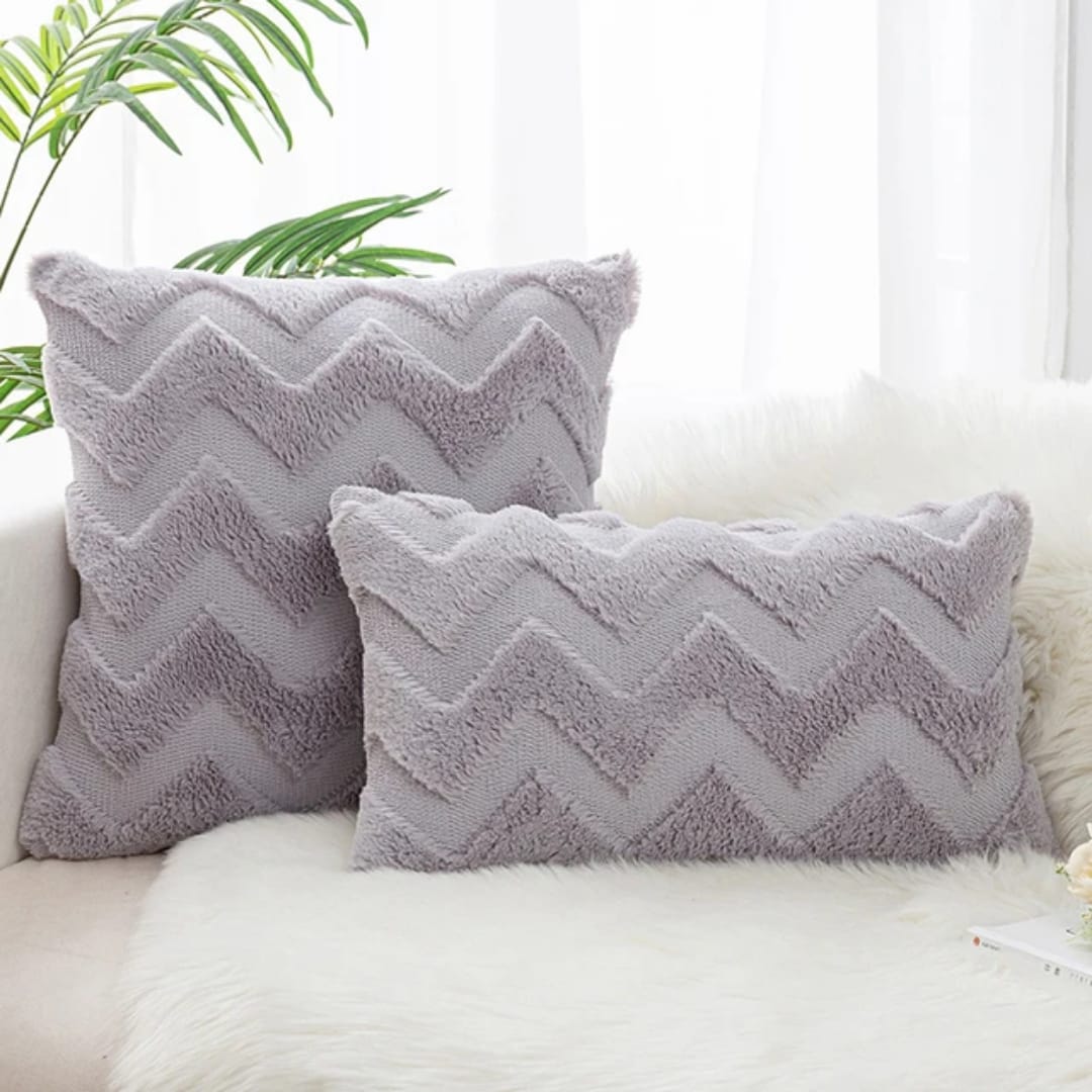2Pcs Wave Pattern Plush Cushion Cover