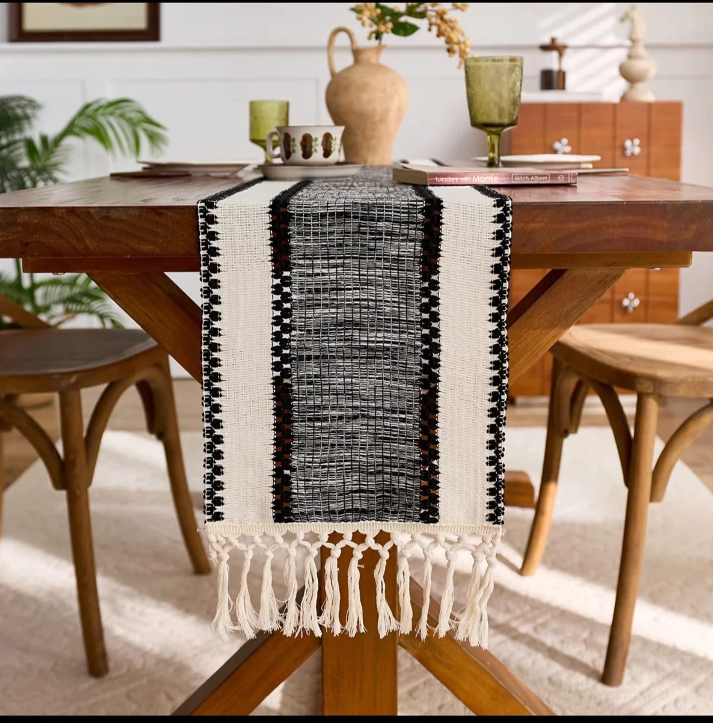 Cotton Boho Table Runner With Tassels – 30×180 cm