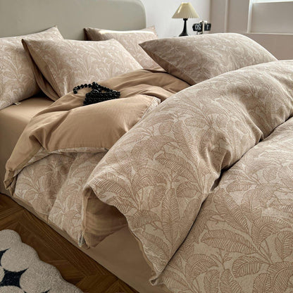4pcs luxury duvet cover set with soft fabric, includes duvet cover, flat sheet, and pillowcases for modern bedroom. 🛏️✨