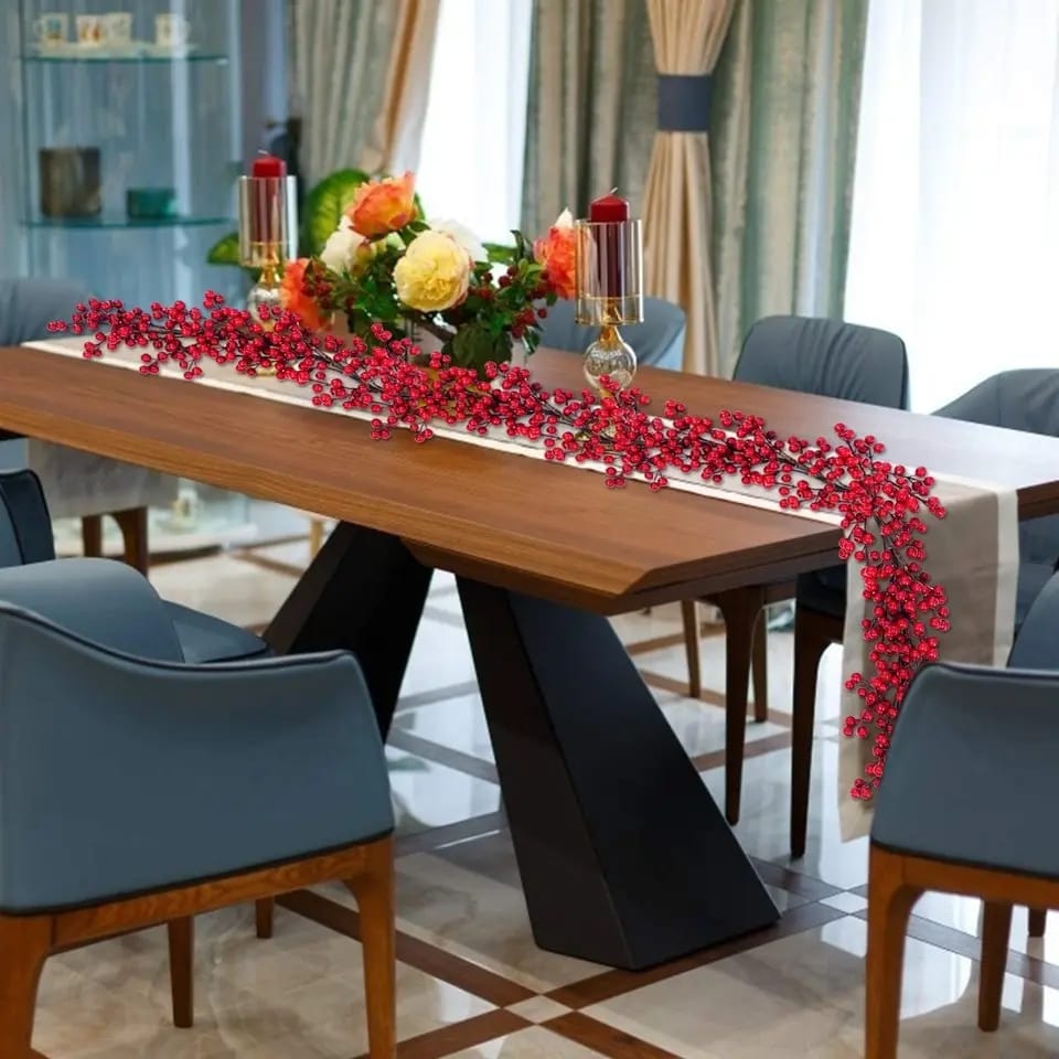 Ted Berry Christmas Garland With Lights 1.8m