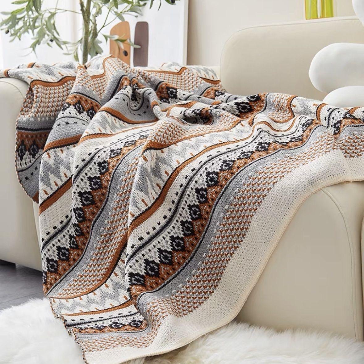 Bohemian Knitted Throw Blanket With Tassels