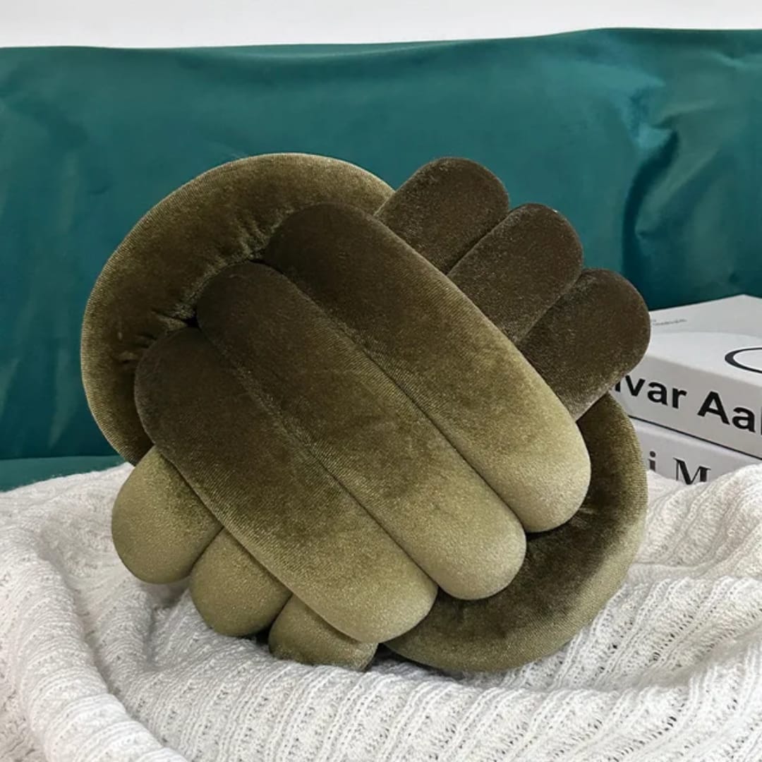 30cm Hand Woven Knot Ball Pillow